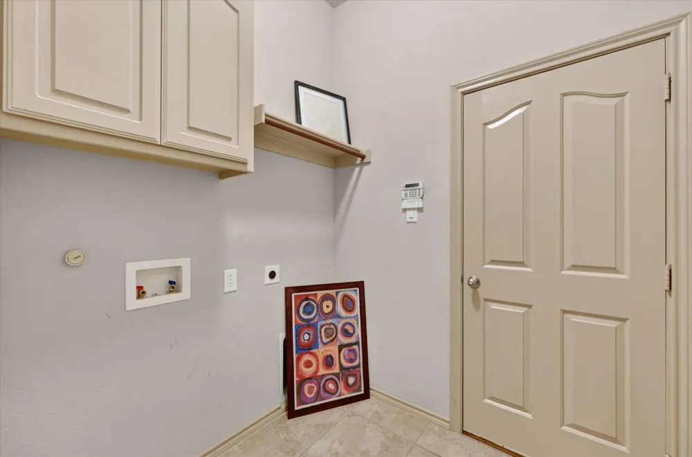 14 Lucas Lane Edgecliff Village, TX 76134