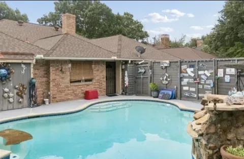4315 Seedling Lane