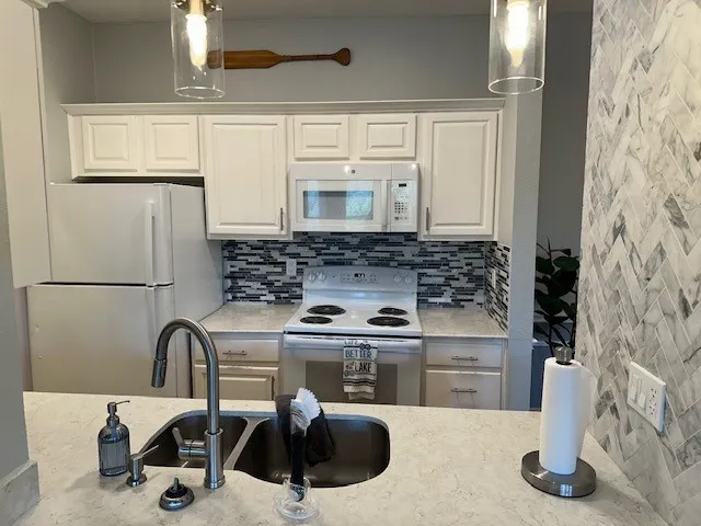 2164 Tanglewood Boulevard #A308 Pottsboro, TX 75076