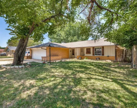 2207 Fairfax Drive