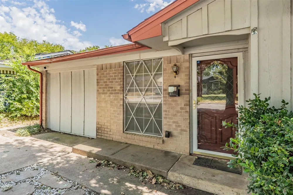 1346 Winding Trail Duncanville, TX 75116