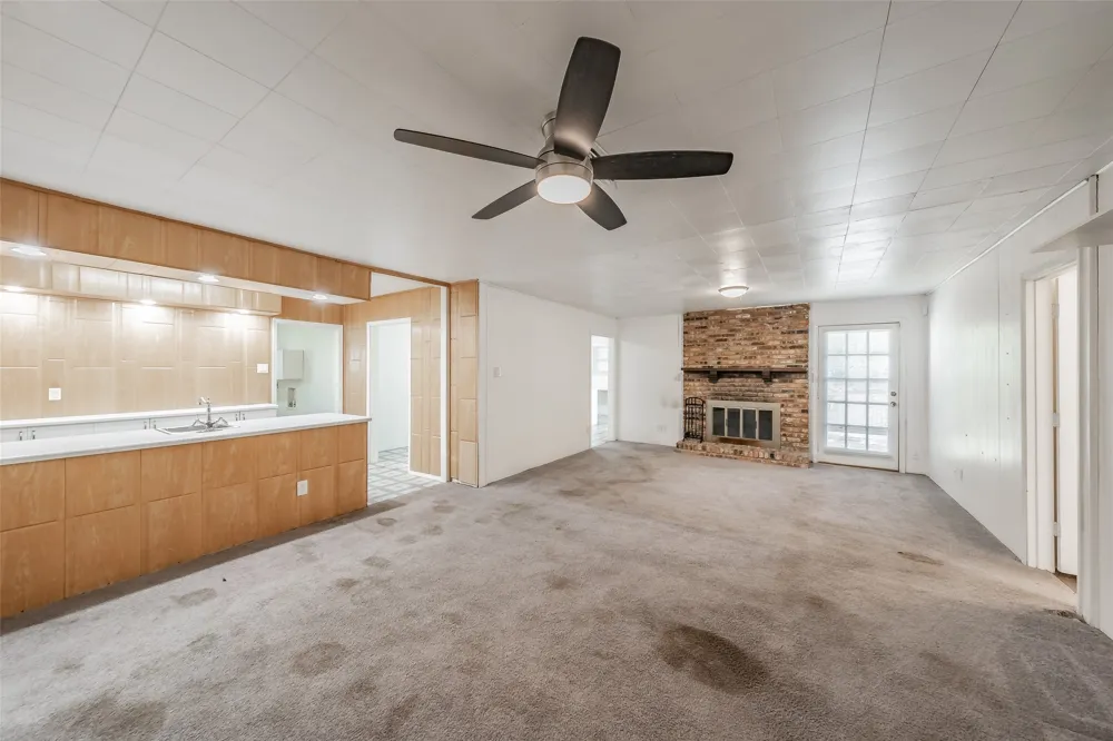 1346 Winding Trail Duncanville, TX 75116