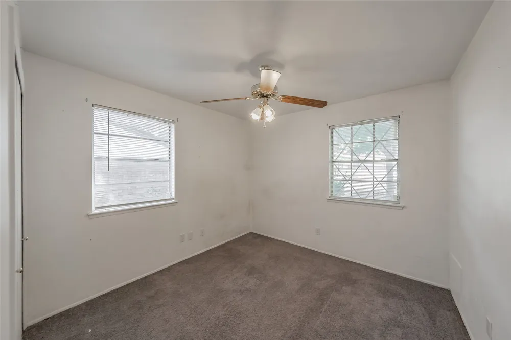 1346 Winding Trail Duncanville, TX 75116