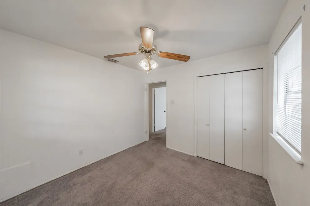 1346 Winding Trail Duncanville, TX 75116