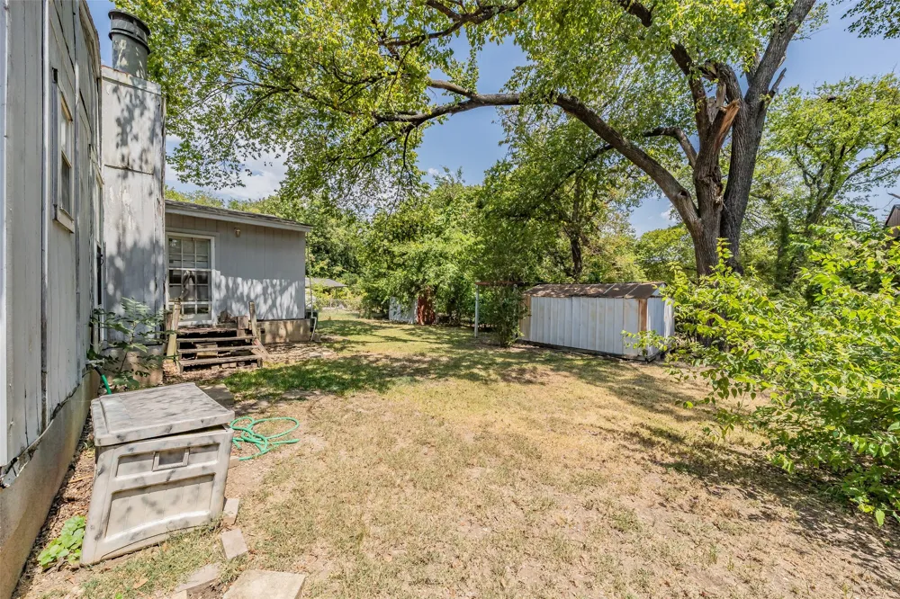 1346 Winding Trail Duncanville, TX 75116
