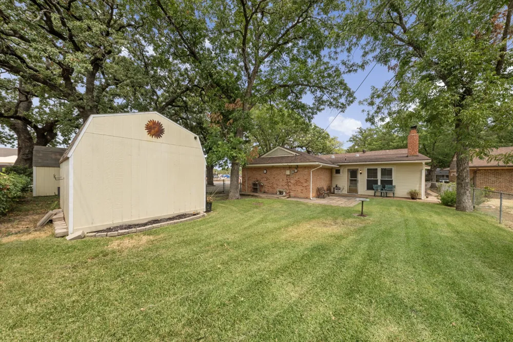 519 Staffordshire Drive Irving, TX 75061