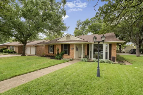 519 Staffordshire Drive