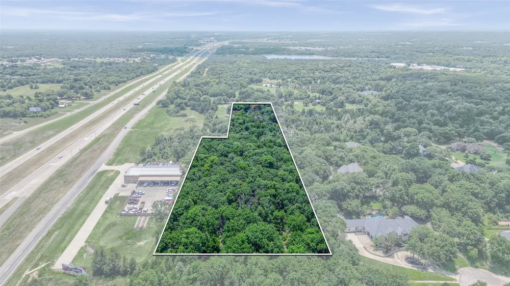 8 Stafford Dr Denison, TX 75020