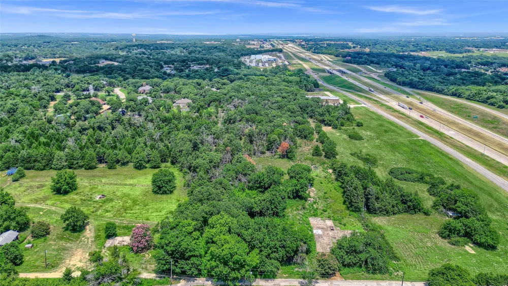 8 Stafford Dr Denison, TX 75020