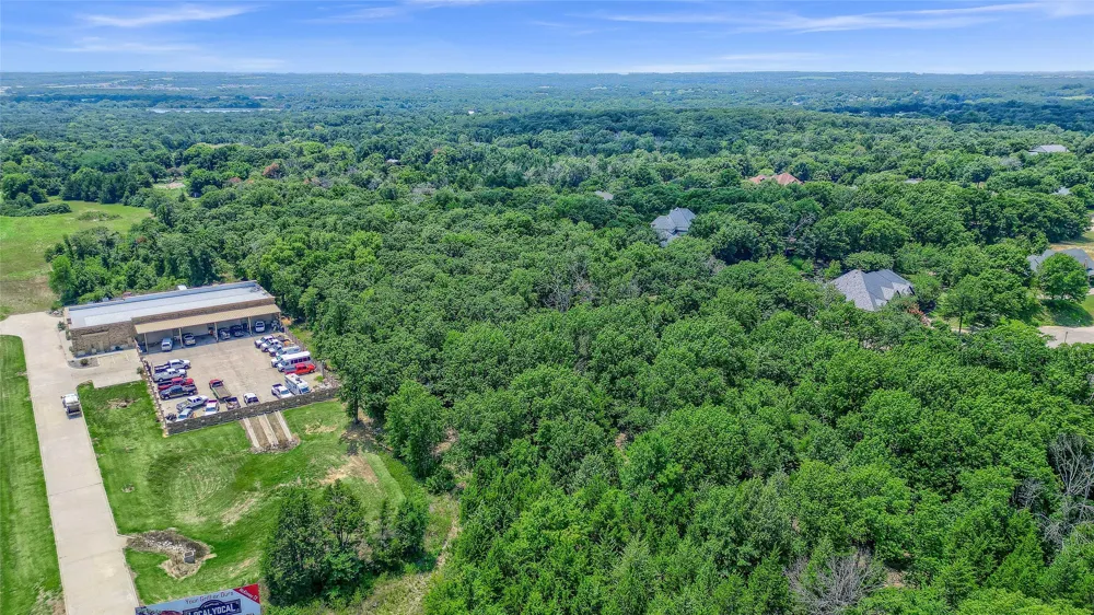 8 Stafford Dr Denison, TX 75020