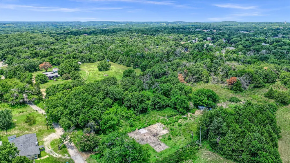 8 Stafford Dr Denison, TX 75020