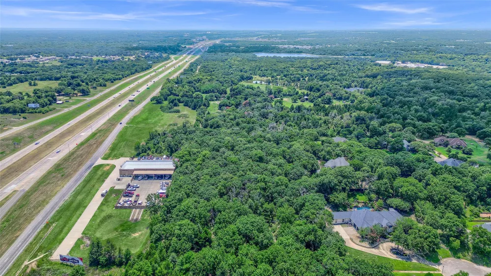 8 Stafford Dr Denison, TX 75020