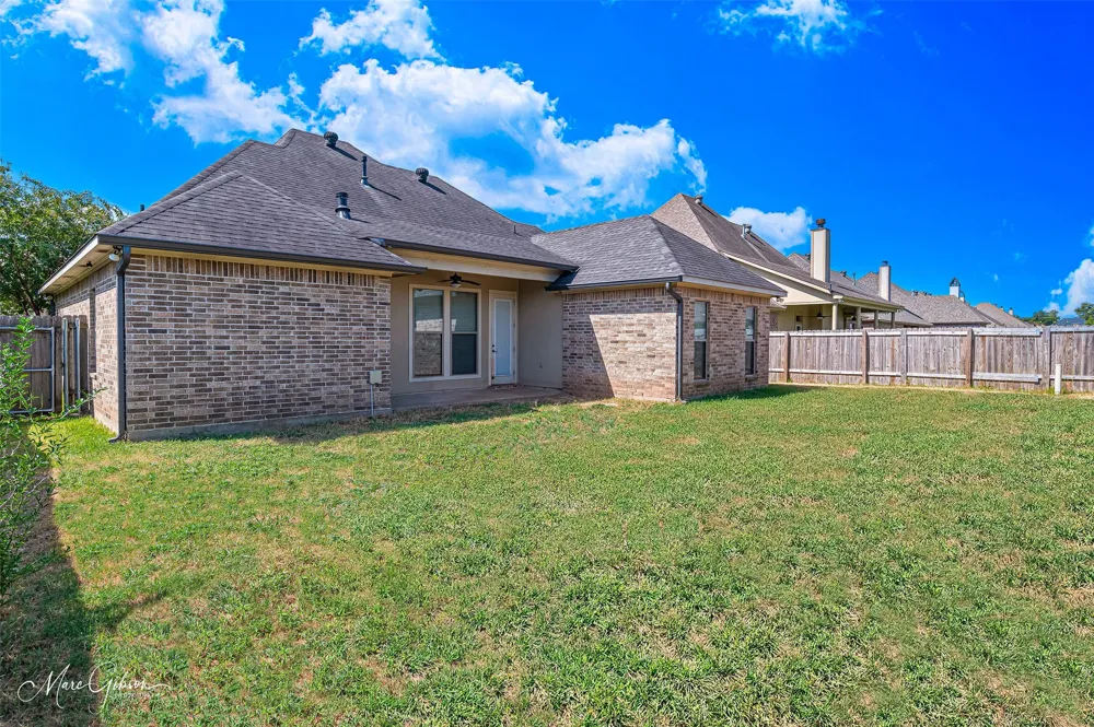 411 Antietam Drive Bossier City, LA 71112