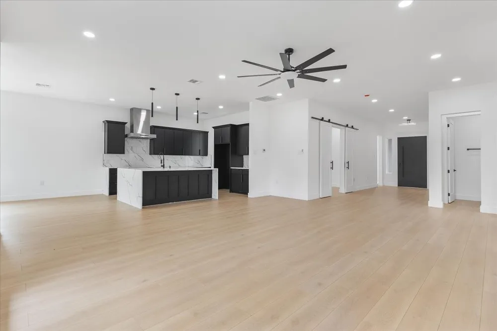 6306 Kemrock Drive Dallas, TX 75241
