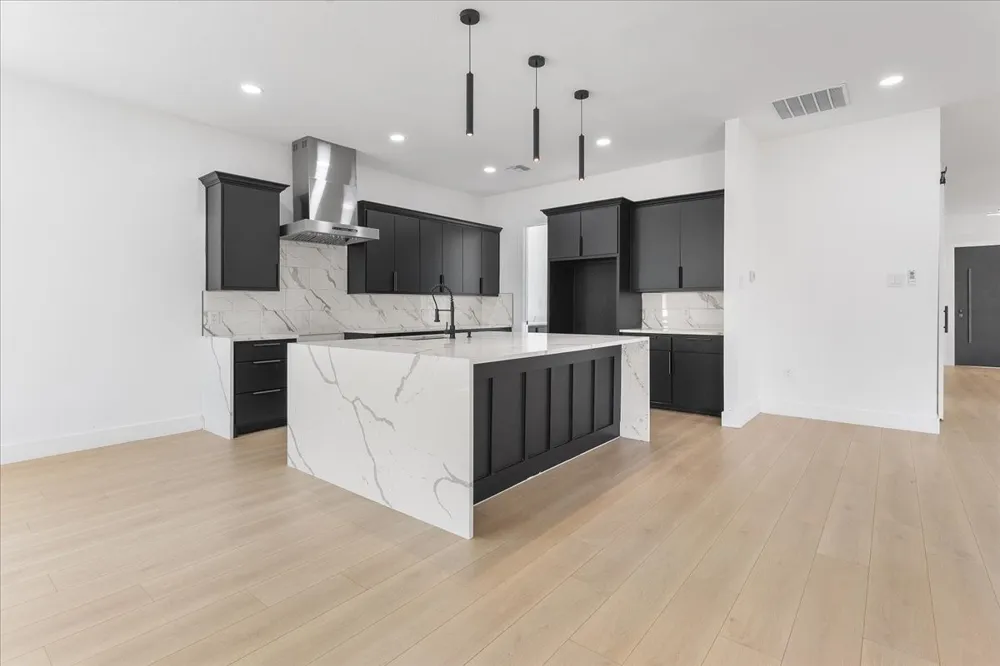 6306 Kemrock Drive Dallas, TX 75241