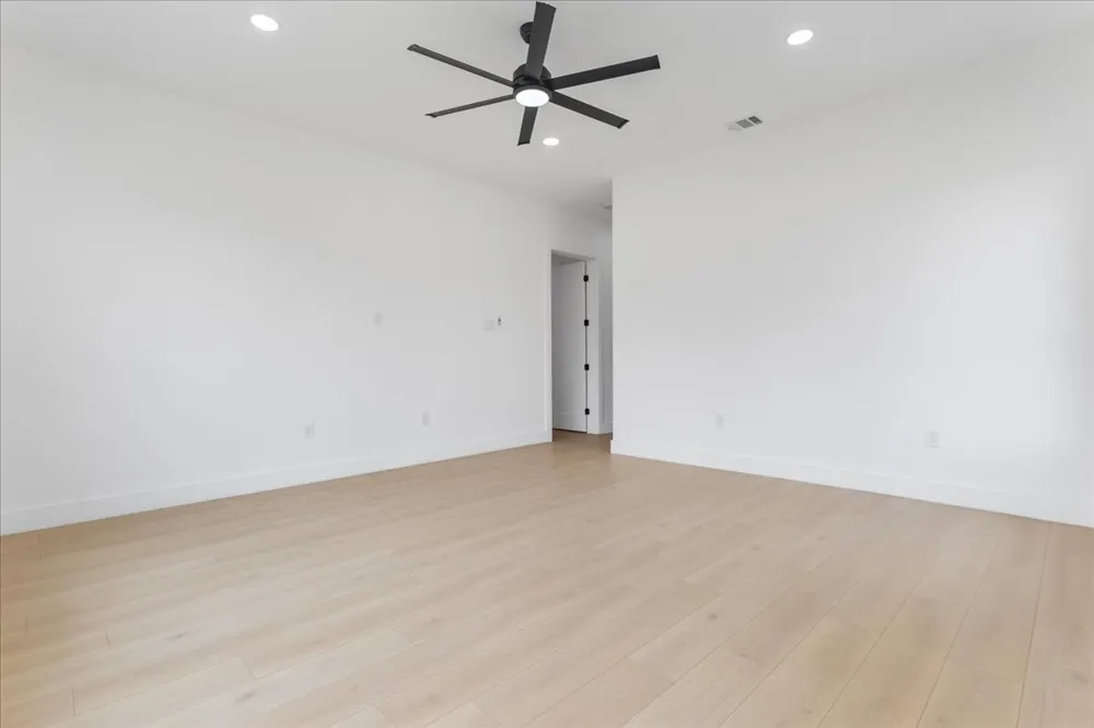6306 Kemrock Drive Dallas, TX 75241