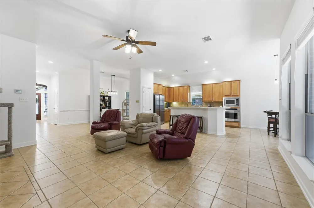 22117 Iron Knoll Drive Kingwood, TX 77339