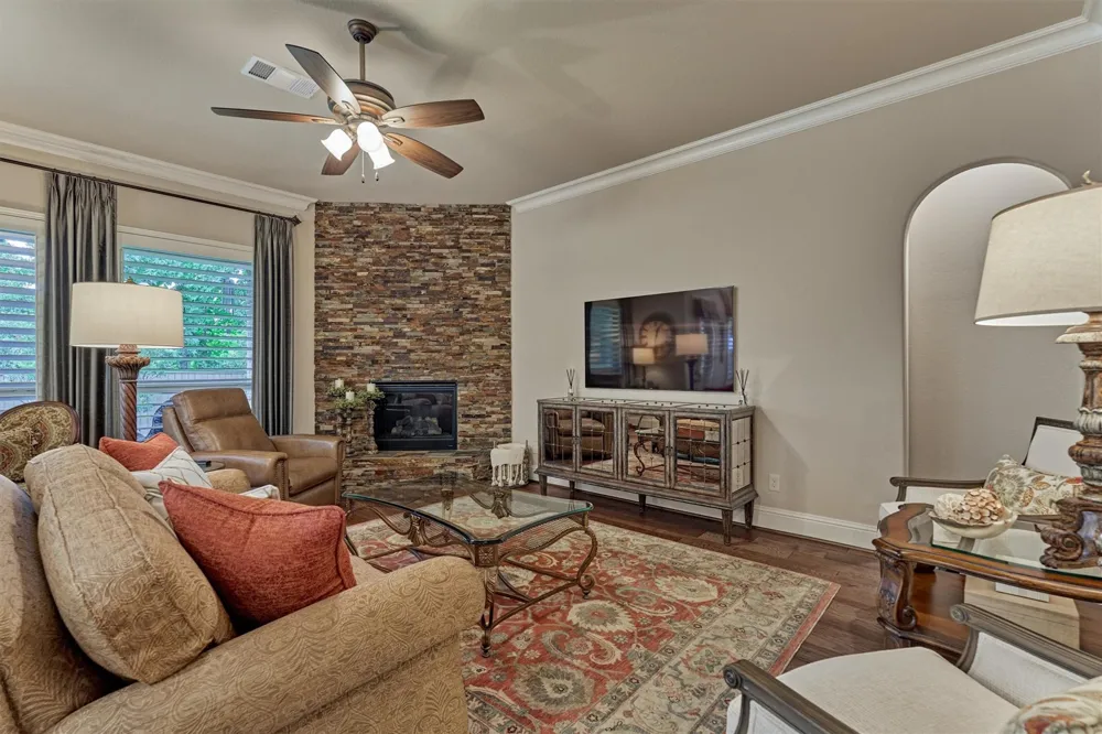 279 Rio Ranch Circle Montgomery, TX 77316