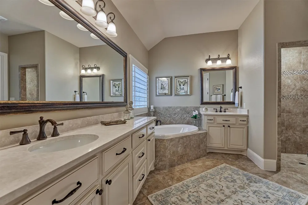 279 Rio Ranch Circle Montgomery, TX 77316