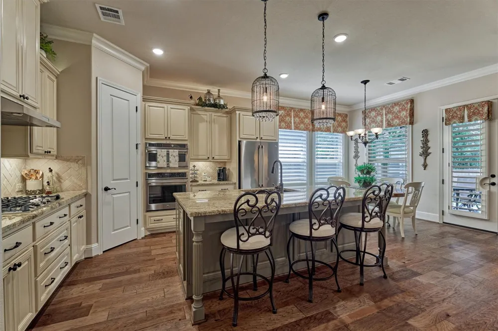 279 Rio Ranch Circle Montgomery, TX 77316