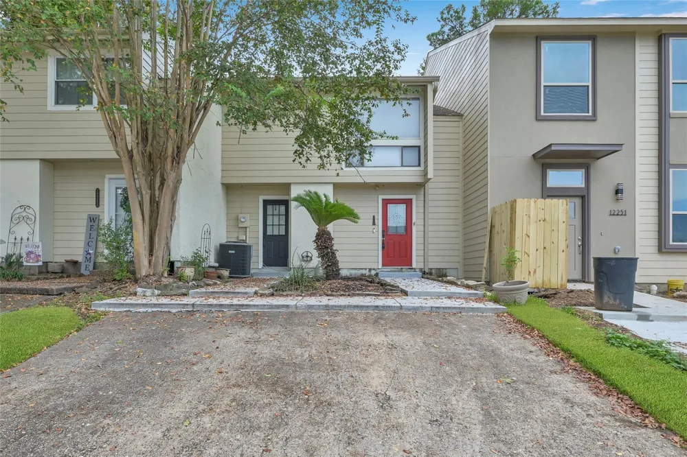 12247 Trail Hollow Drive Montgomery, TX 77356