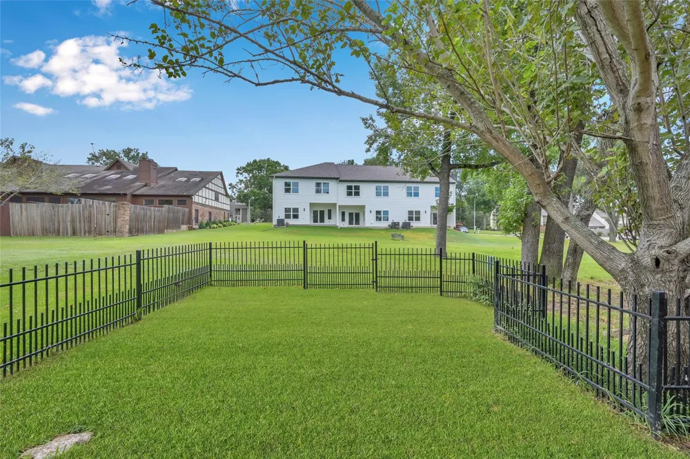 12247 Trail Hollow Drive Montgomery, TX 77356