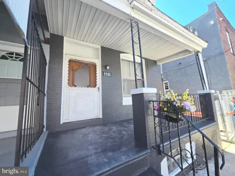 1711 ABERDEEN STREET