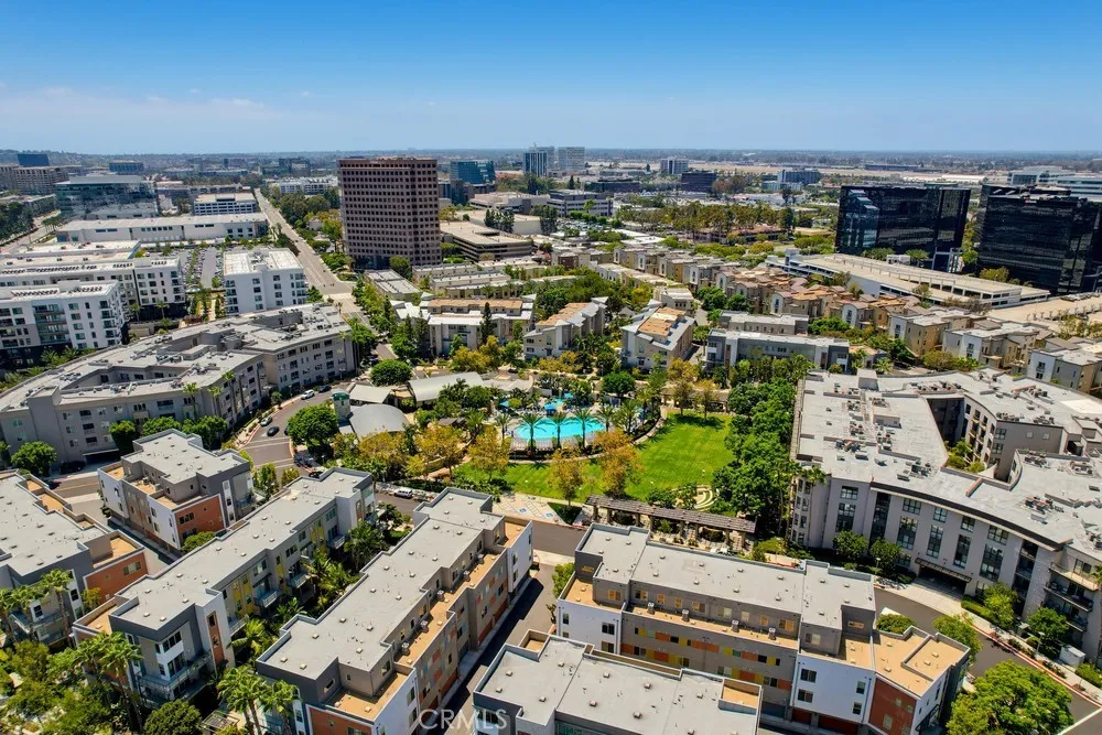 162 Bowery Irvine, CA 92612