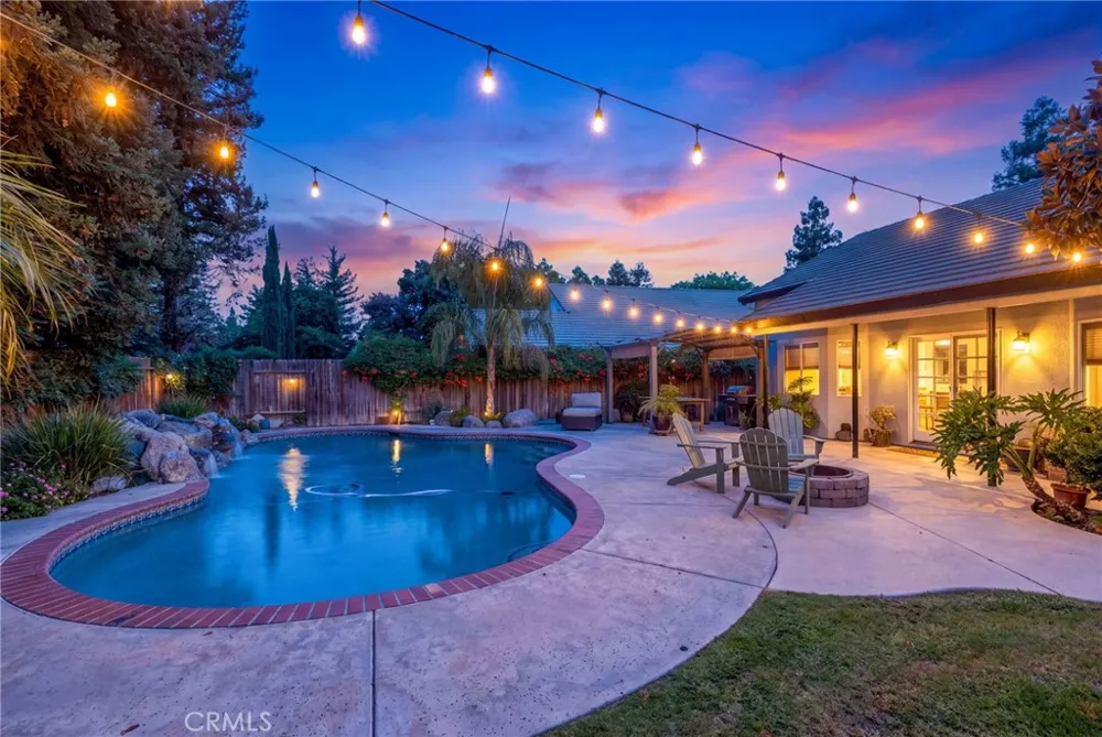 15618 Clarisse Street Bakersfield, CA 93314