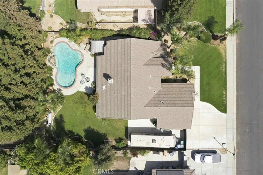 15618 Clarisse Street Bakersfield, CA 93314