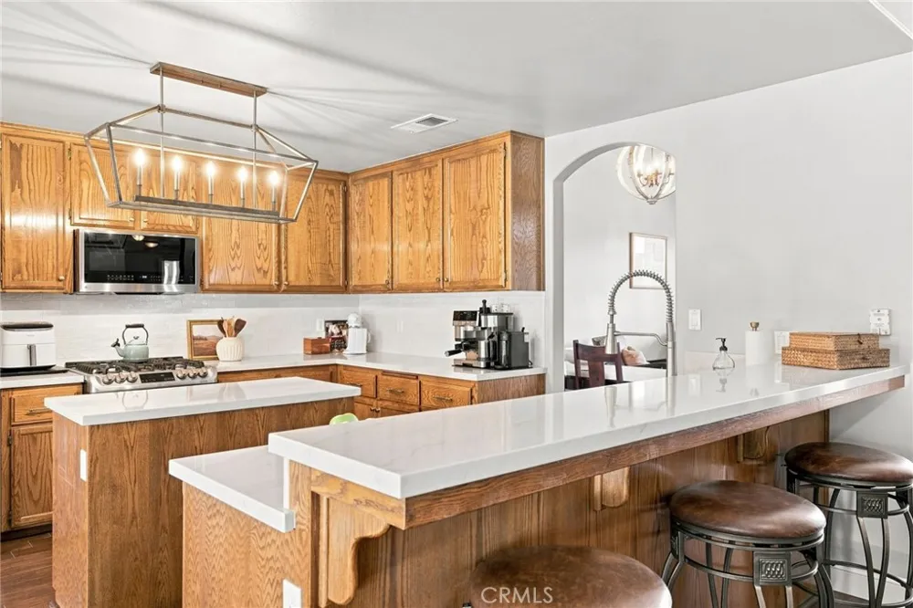 15618 Clarisse Street Bakersfield, CA 93314