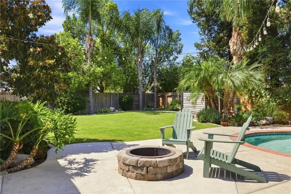 15618 Clarisse Street Bakersfield, CA 93314