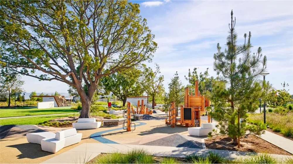 929 Treble Irvine, CA 92618