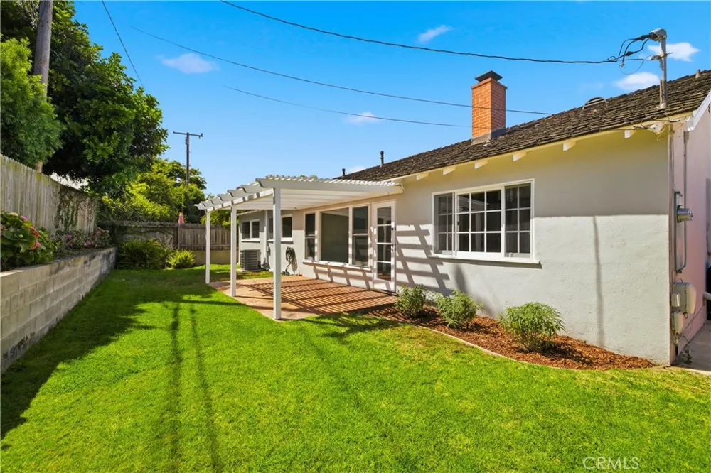416 Via Los Miradores Torrance, CA 90277