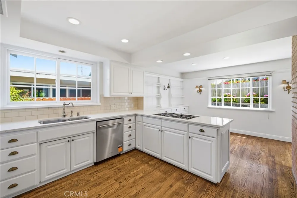 416 Via Los Miradores Torrance, CA 90277
