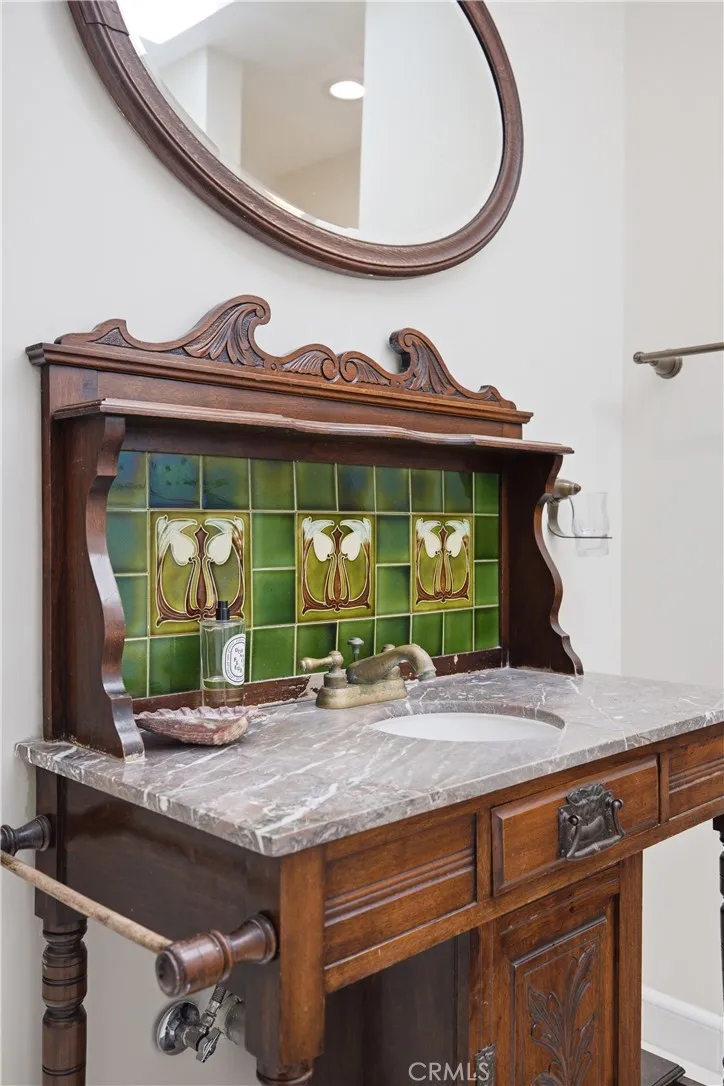 416 Via Los Miradores Torrance, CA 90277