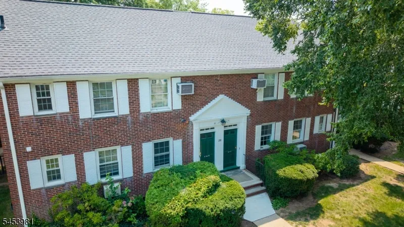 251 Elmwood Ave Maplewood, NJ 07040