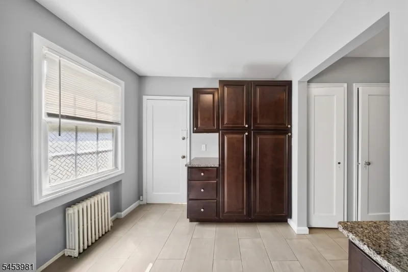 251 Elmwood Ave Maplewood, NJ 07040