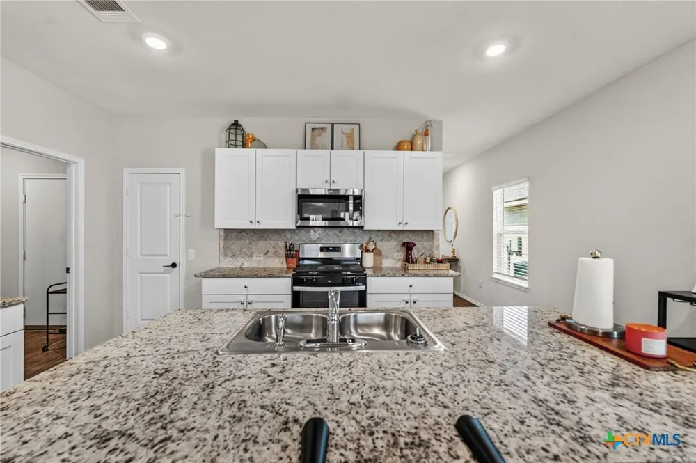 2842 Brogan Creek New Braunfels, TX 78130