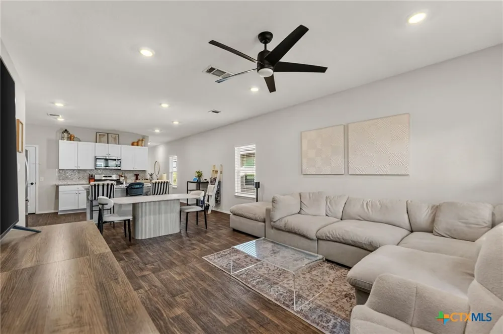 2842 Brogan Creek New Braunfels, TX 78130