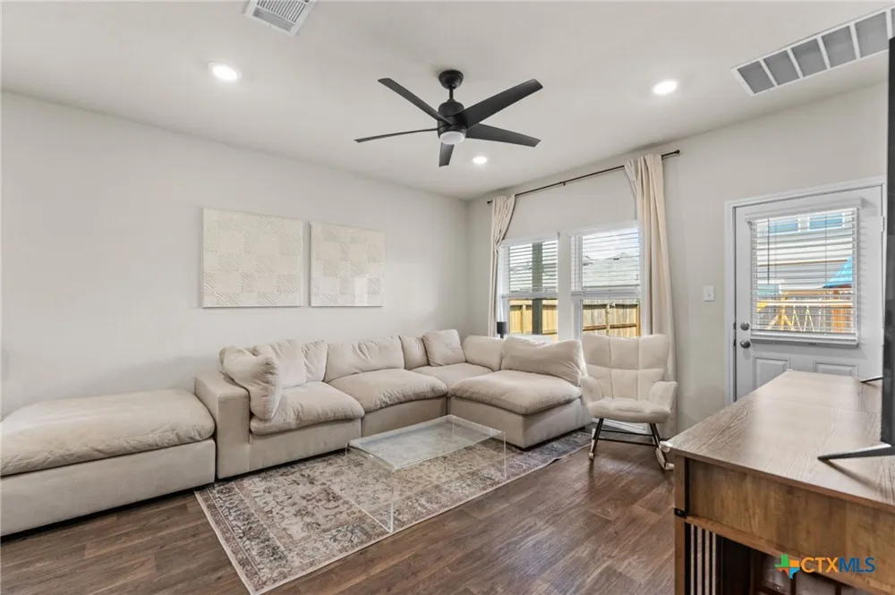 2842 Brogan Creek New Braunfels, TX 78130