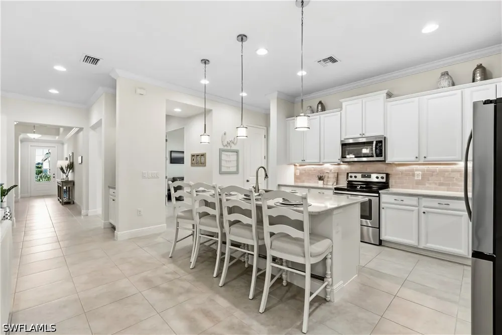Pilot Circle Naples, FL 34120