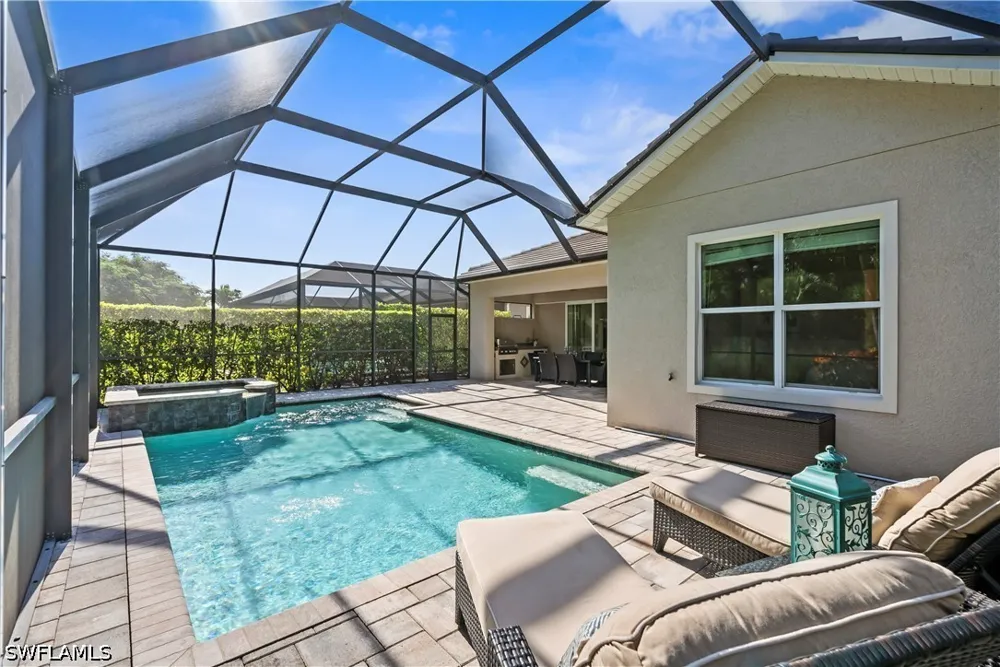 Pilot Circle Naples, FL 34120