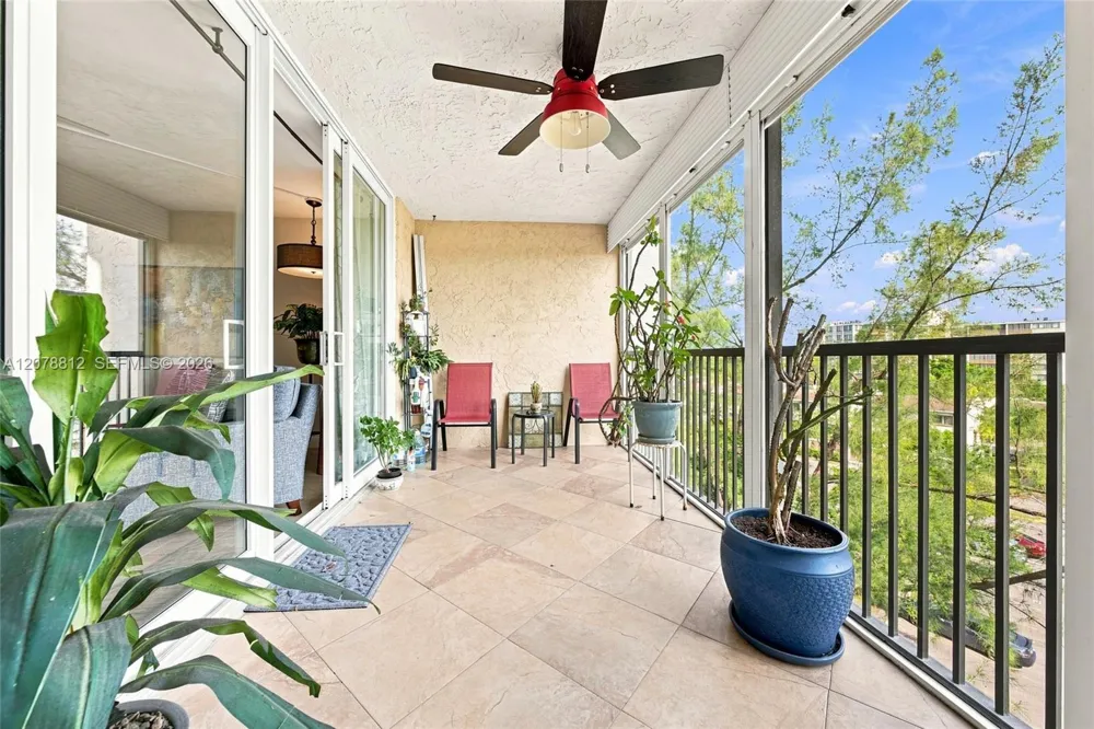 3940 Inverrary Blvd #601-A Lauderhill, FL 33319
