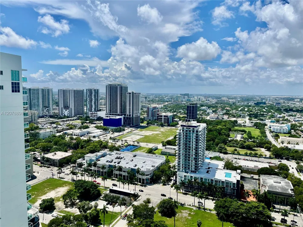 1800 Bayshore Dr #3710 Miami, FL 33132