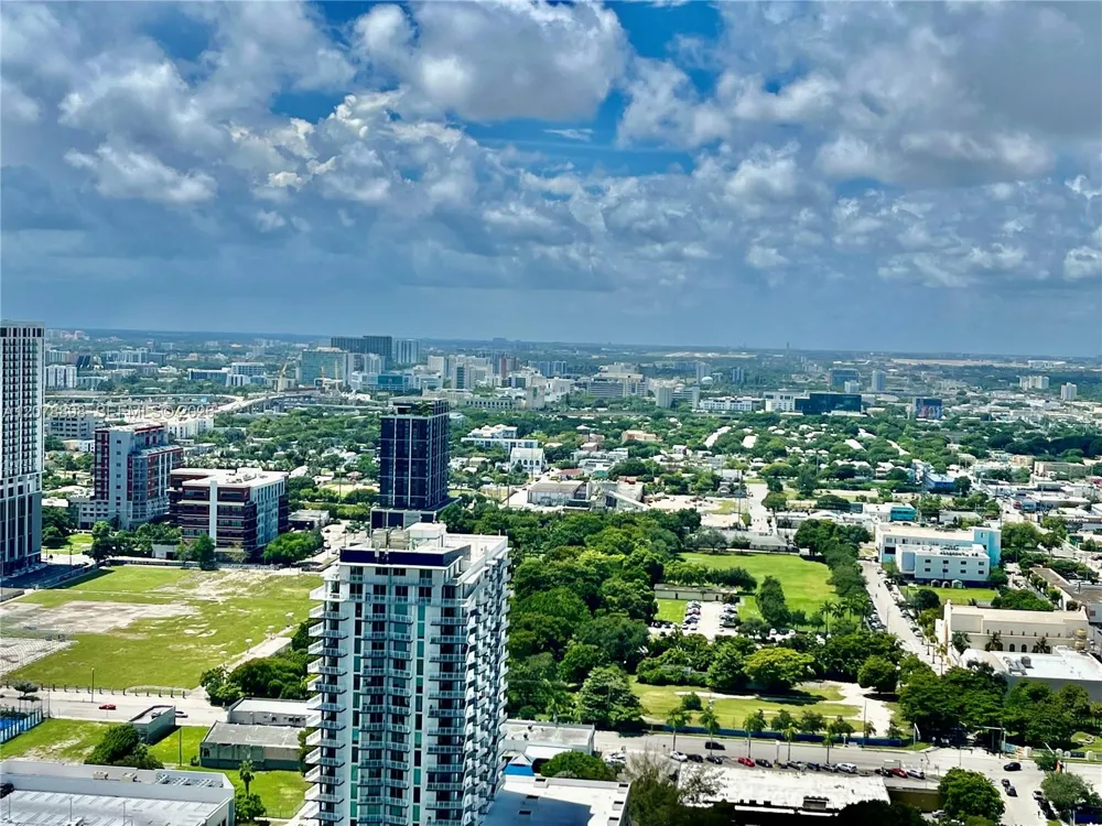 1800 Bayshore Dr #3710 Miami, FL 33132