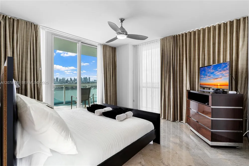 520 West Ave #1604 Miami Beach, FL 33139