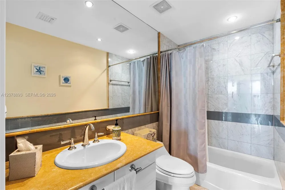 520 West Ave #1604 Miami Beach, FL 33139