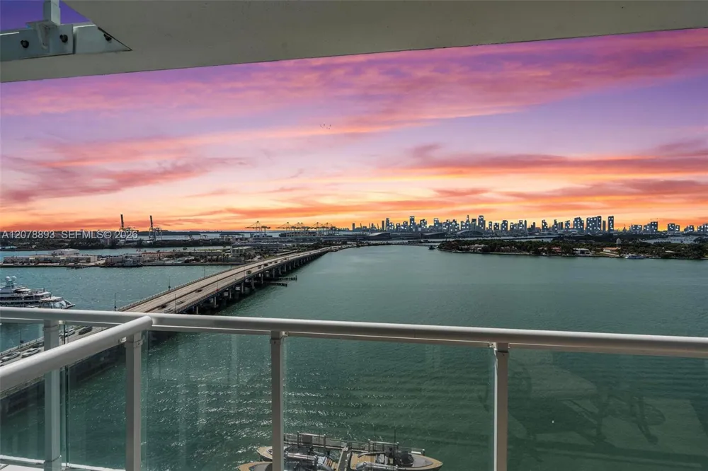 520 West Ave #1604 Miami Beach, FL 33139