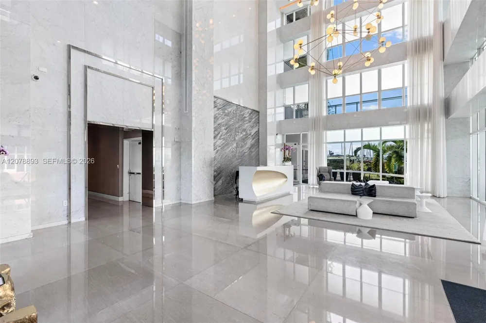 520 West Ave #1604 Miami Beach, FL 33139